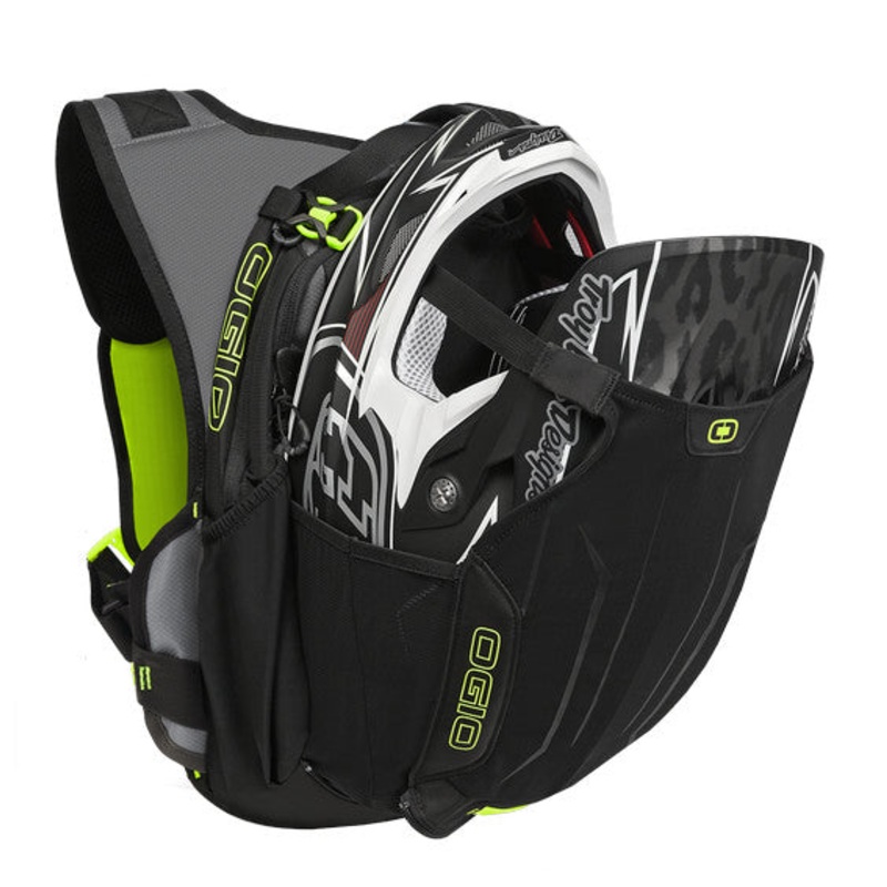 Ogio BAJA 2L Hydration Bag - Black