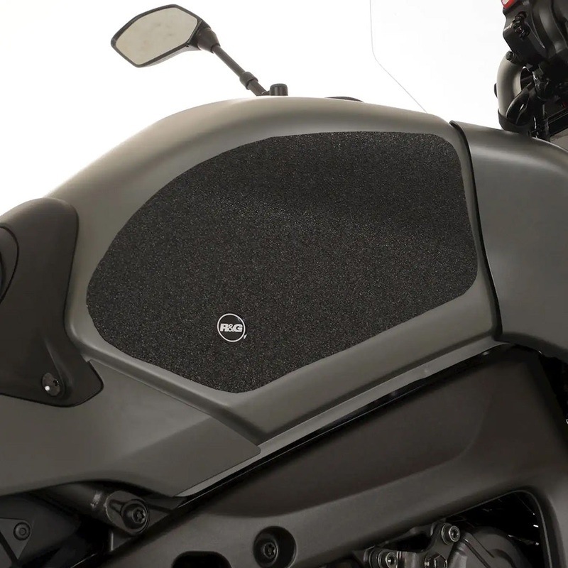 Tank Traction Black Tracer 9/GT 21- R&G (EZRG941BL)